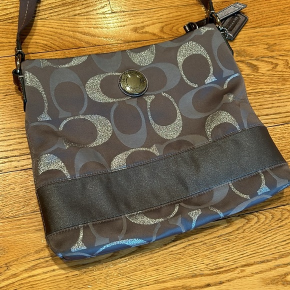 Coach Gray/Silver Signature Bag - Picture 1 of 10